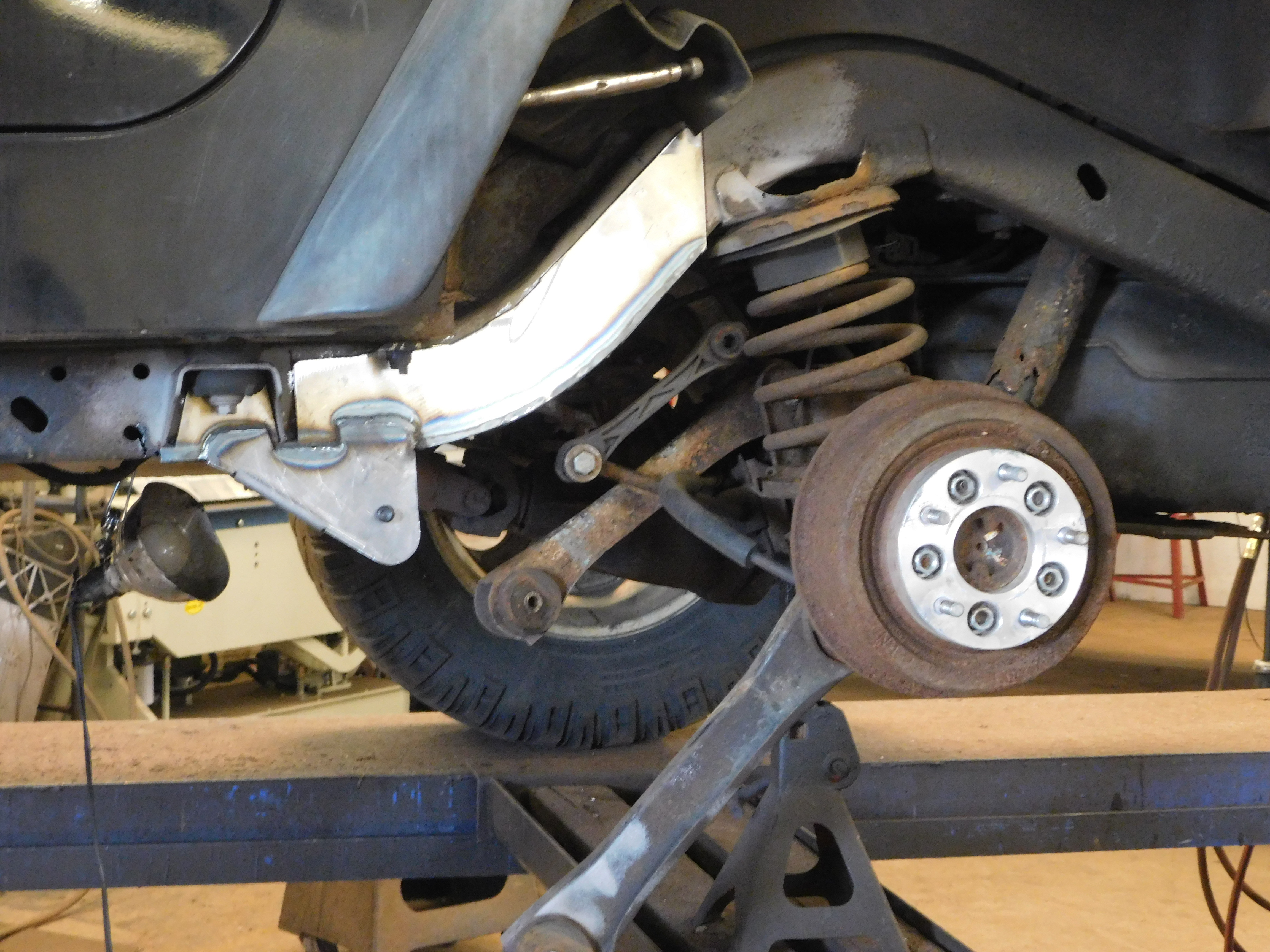 Rear Trailing Arm Mounts Frame Repair